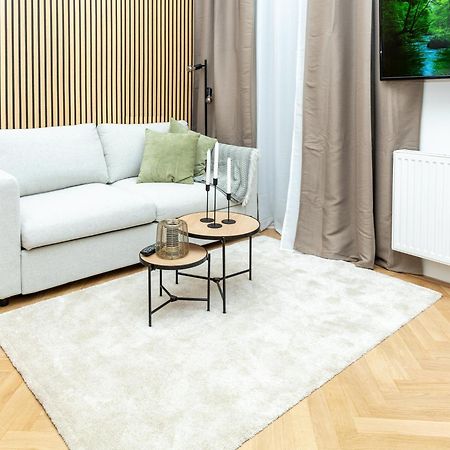 Apartamento Charming Retreat Walking Distance From Town Centre Viena Exterior foto