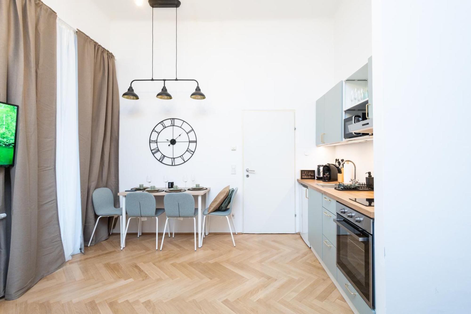 Apartamento Charming Retreat Walking Distance From Town Centre Viena Exterior foto