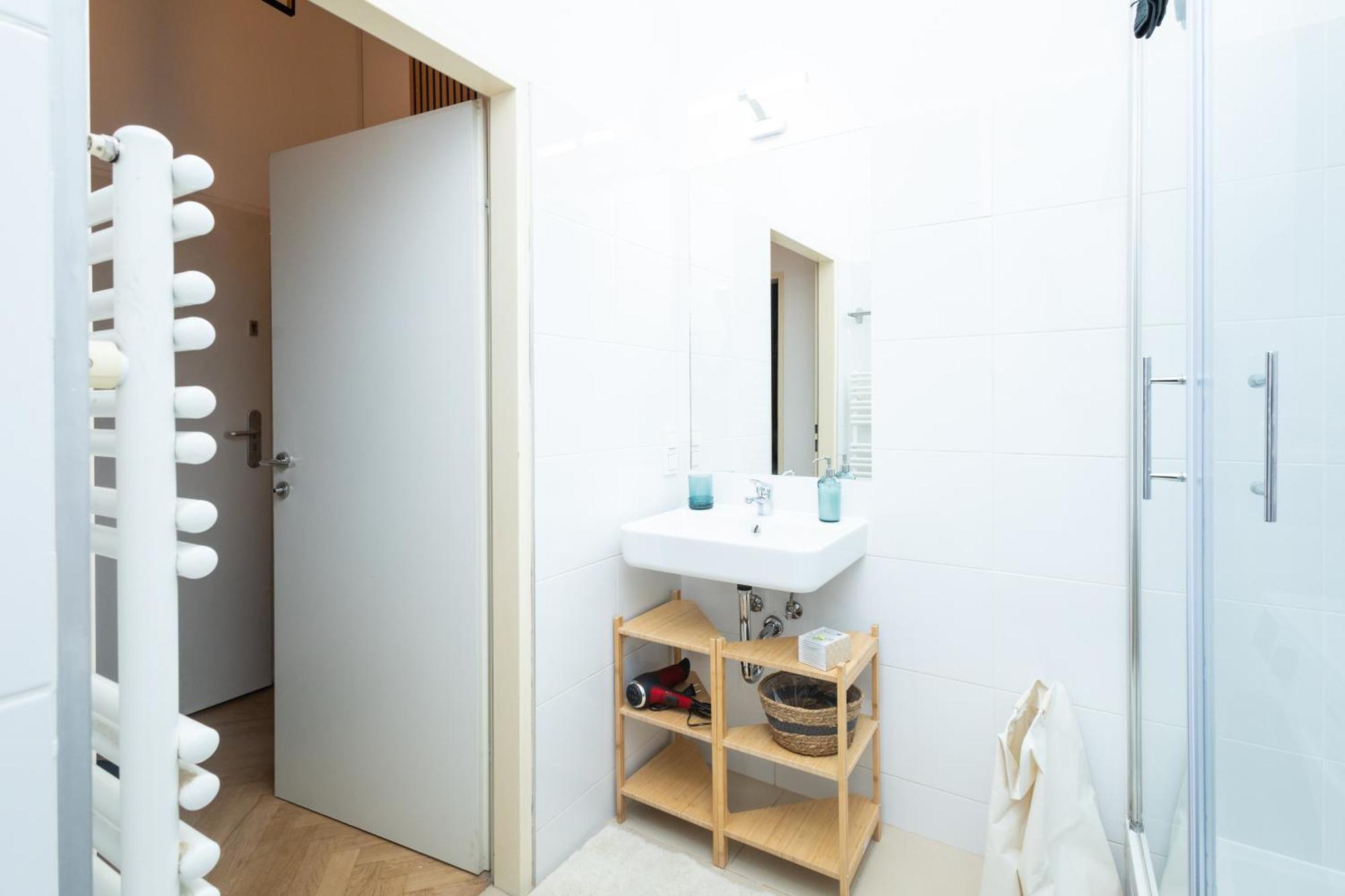 Apartamento Charming Retreat Walking Distance From Town Centre Viena Exterior foto